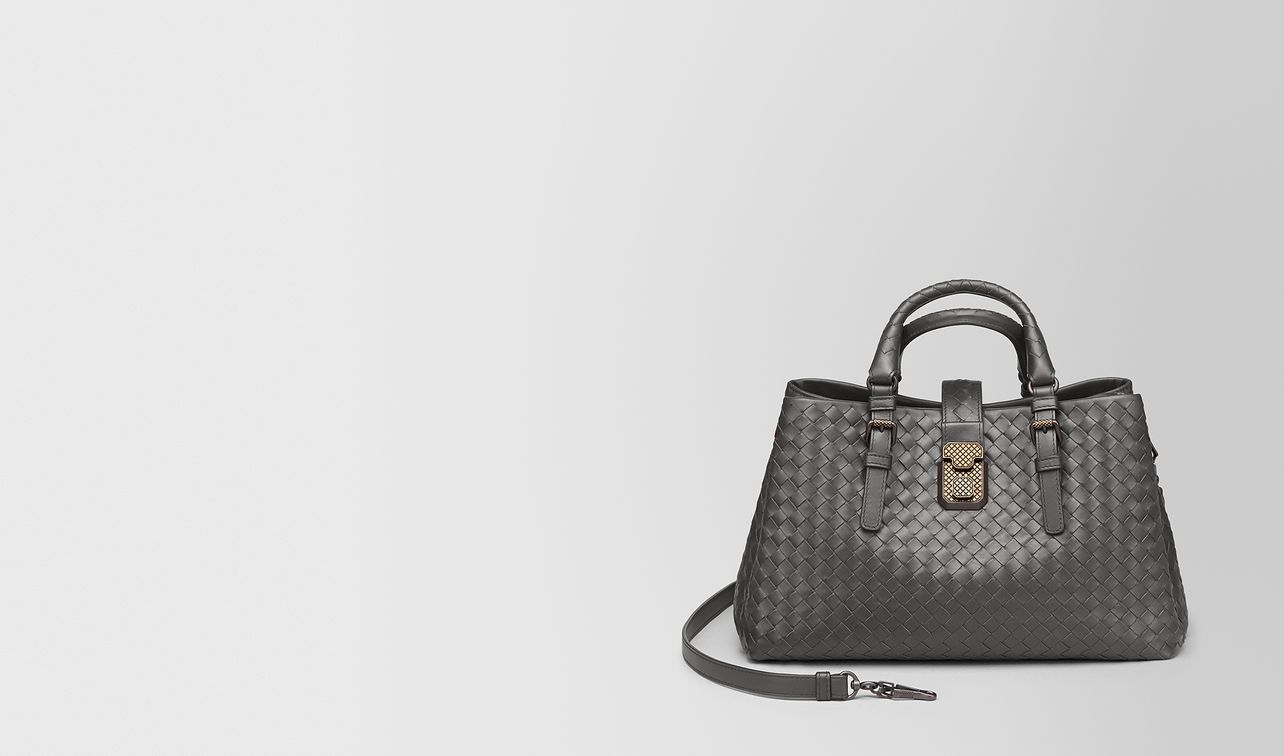 sac roma petit format en veau intrecciato new light grey landing