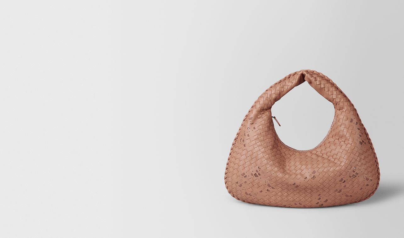 dahlia intrecciato nappa ayers medium veneta bag landing
