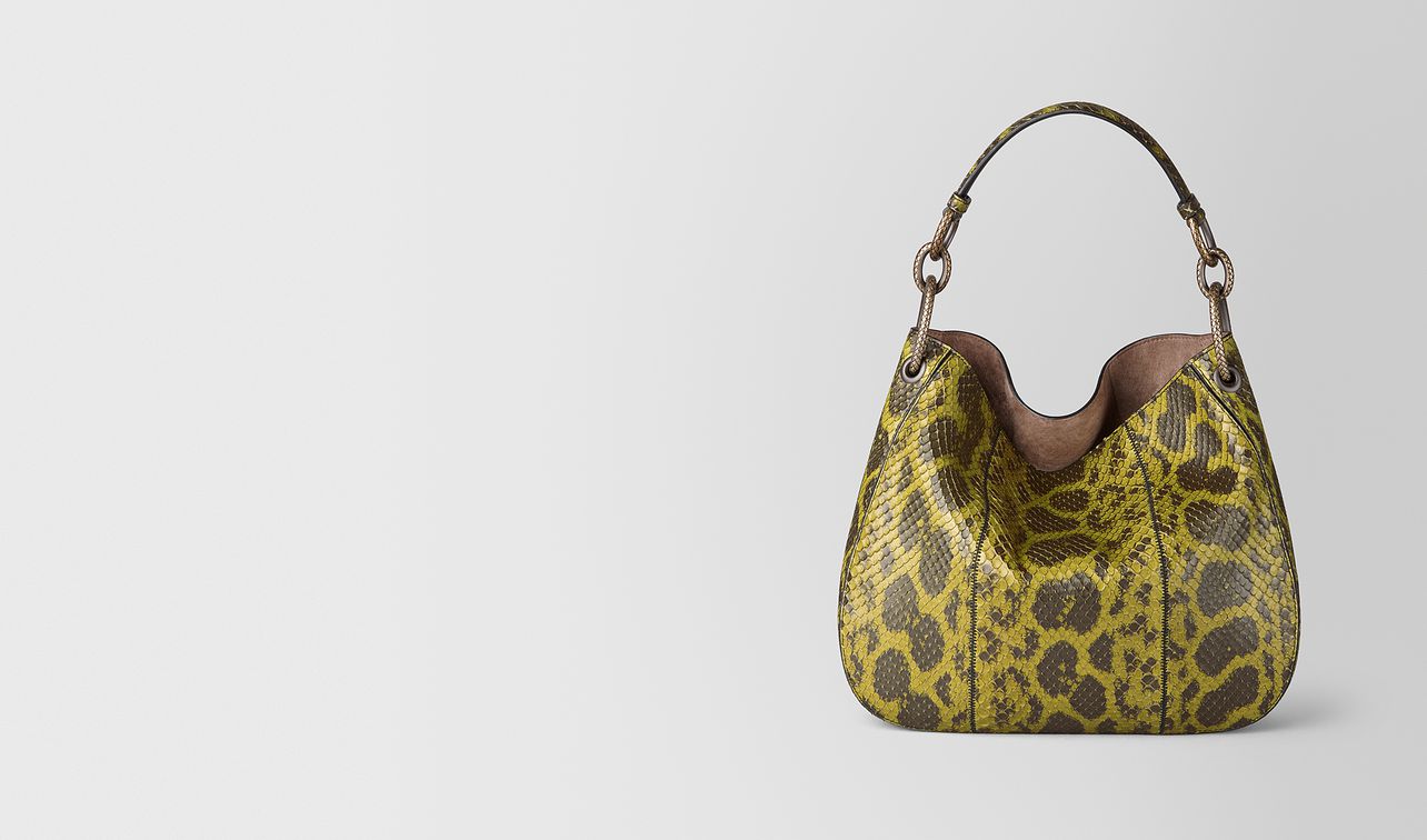 chamomile anaconda loop bag landing
