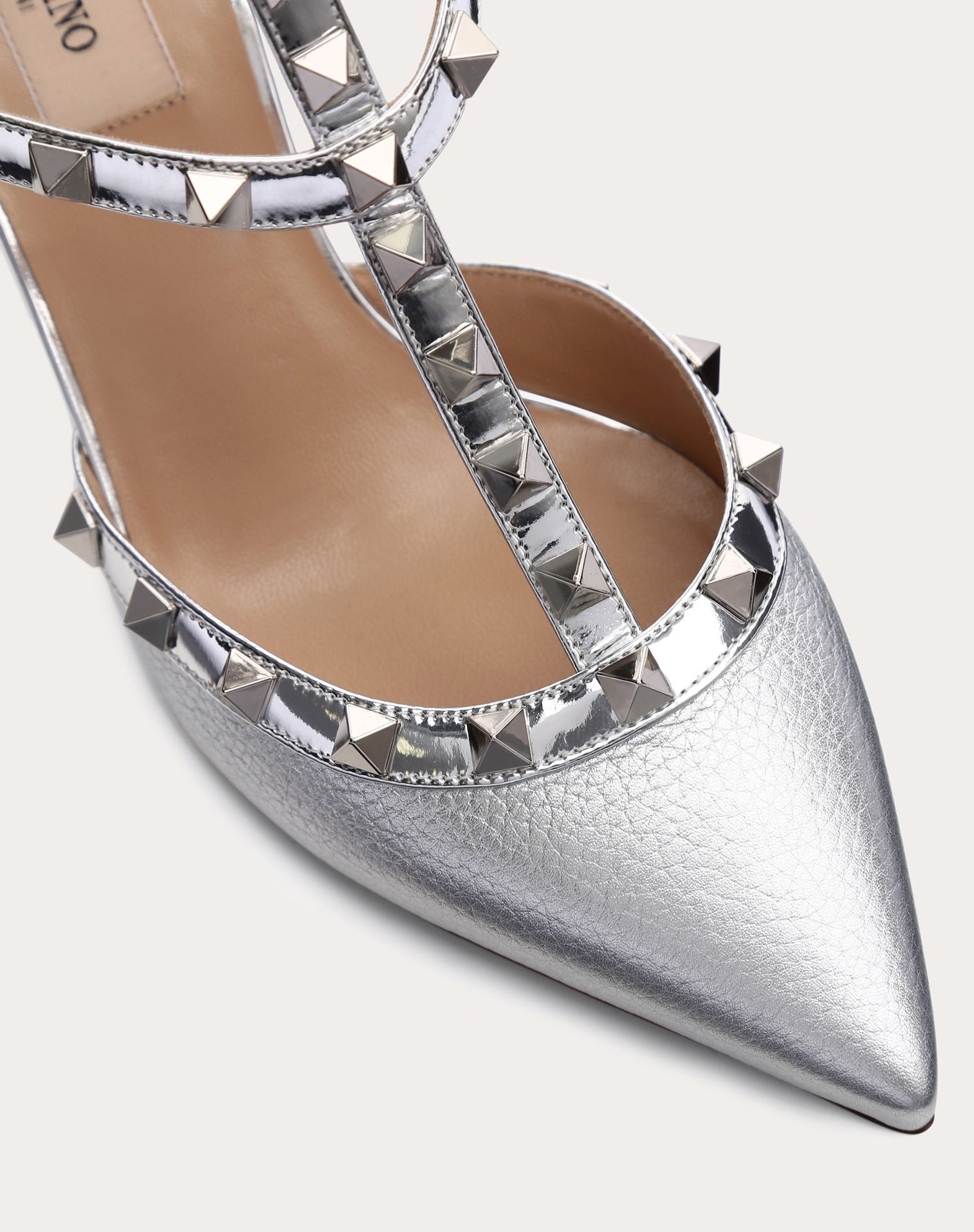 VALENTINO GARAVANI VALENTINO GARAVANI METALLIC ROCKSTUD CAGED PUMP 65MM