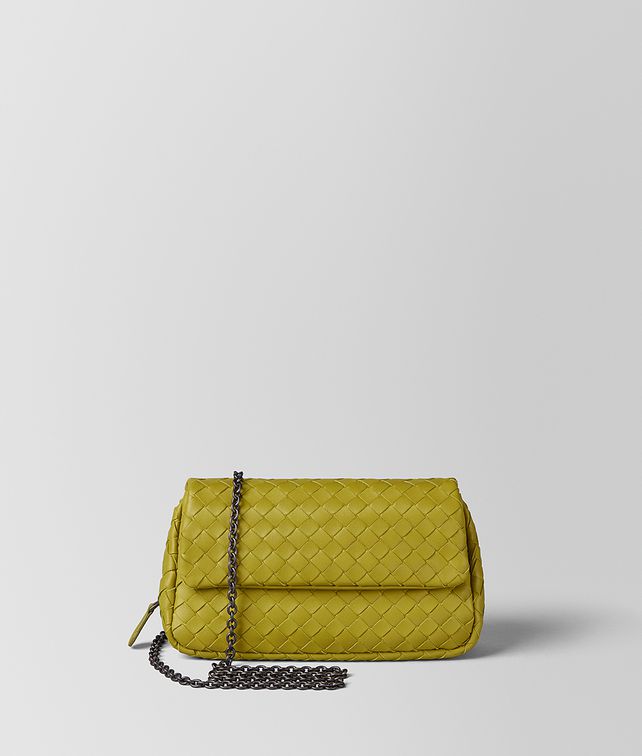 BOTTEGA VENETA 카모마일 인트레치아토 나파 메신저 백 크로스바디 백 & 벨트 백 여성 fp
