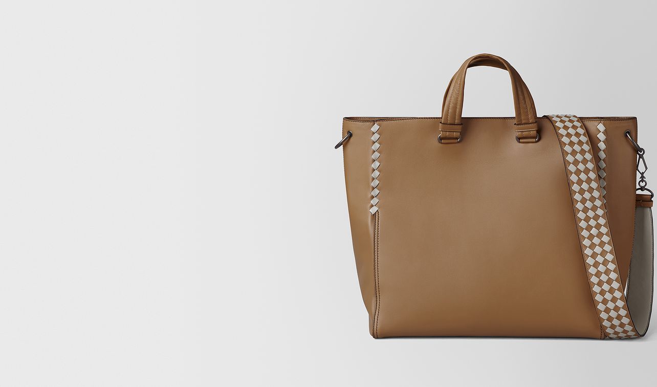camel/cement calf intrecciato checker bv tote landing