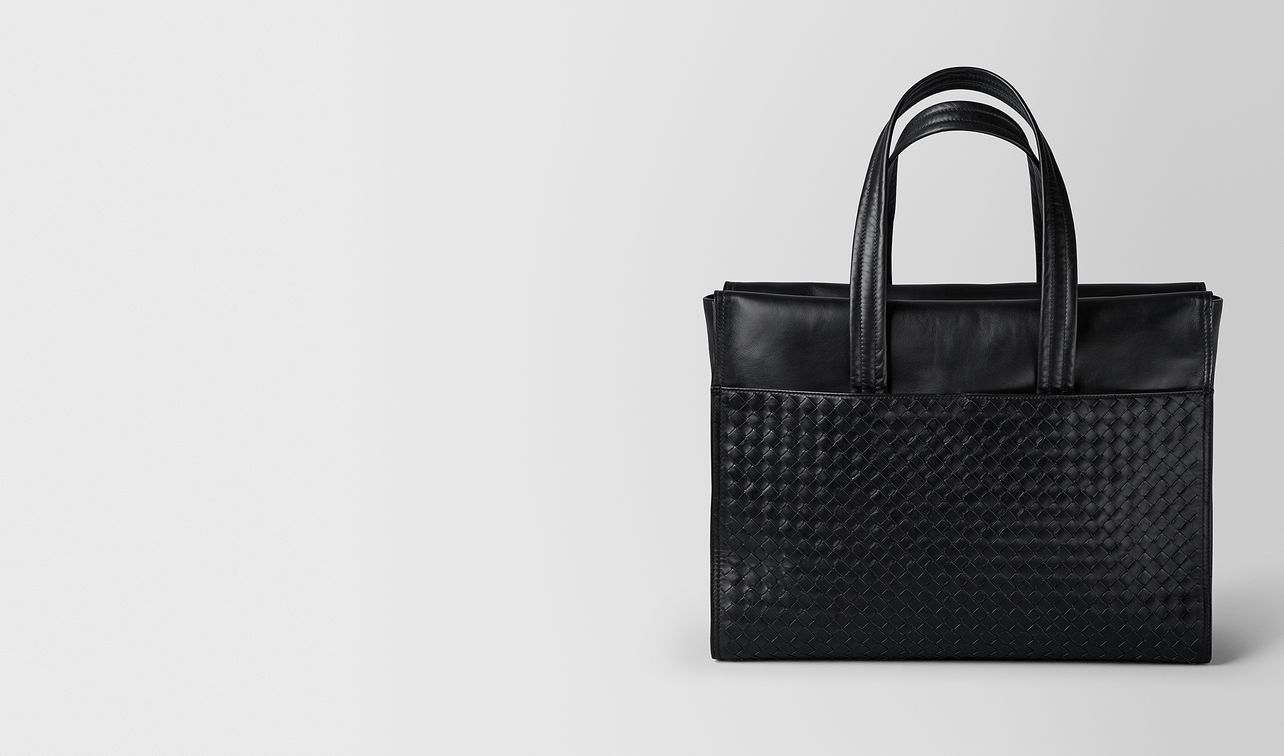 nero intrecciato calf tote landing