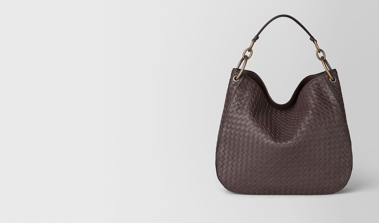 medium loop bag in intrecciato nappa landing