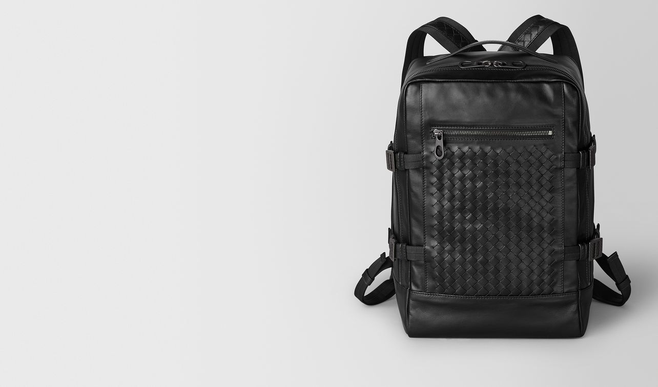 backpack in leggero intrecciato landing