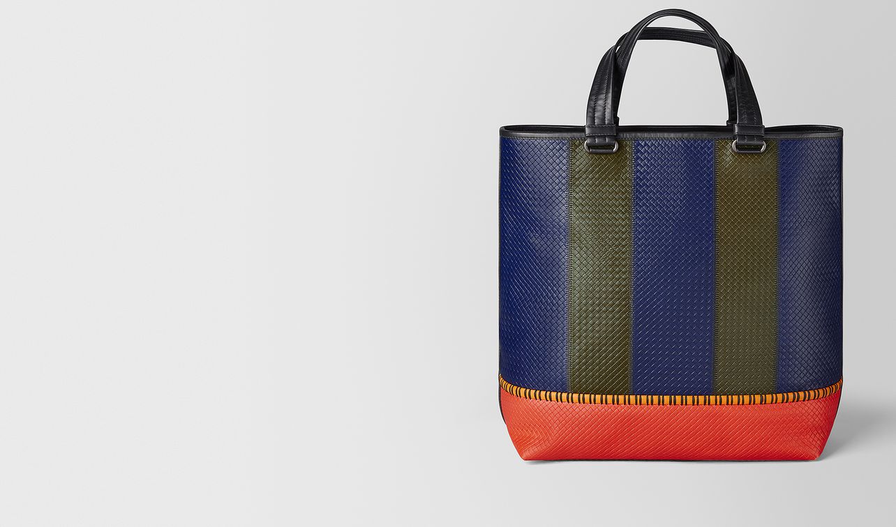tote in micro intrecciato embossed landing