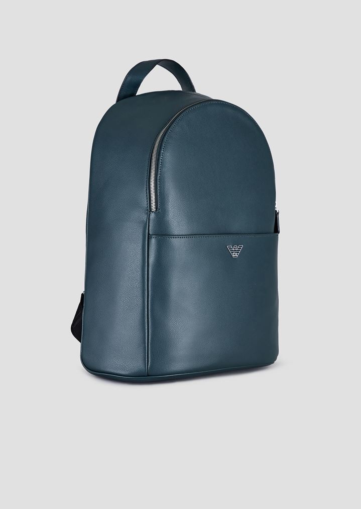 Mochila de piel estampada y graneada con tirantes con logotipo Mochila de piel estampada y graneada con tirantes con logotipo