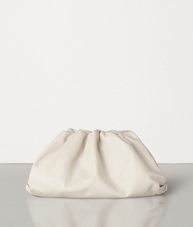 BOTTEGA VENETA THE POUCH IN BUTTER CALF LEATHER Clutch Woman fp