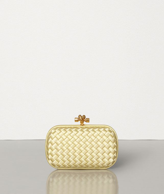 BOTTEGA VENETA KNOT IN INTRECCIATO IMPERO Clutch Woman fp