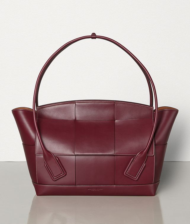 BOTTEGA VENETA LARGE ARCO Top Handle Bag Woman fp