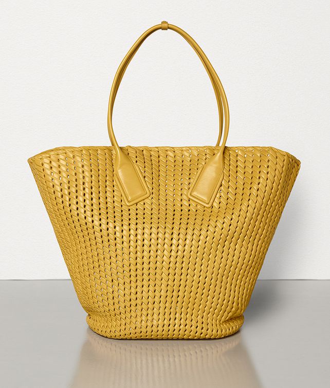 BOTTEGA VENETA LARGE BASKET TOTE IN INTRECCIO RETE Tote Bag Woman fp