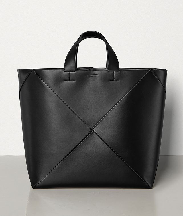 BOTTEGA VENETA LARGE TOTE IN BUTTERY SOFT CALF LEATHER Tote Bag Man fp