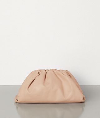 THE POUCH IN BUTTER CALF LEATHER THE POUCH IN BUTTER CALF LEATHER