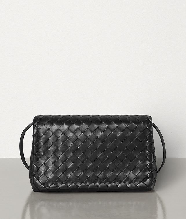 BOTTEGA VENETA SHOULDER BAG IN INTRECCIATO NAPPA Shoulder Bag Woman fp
