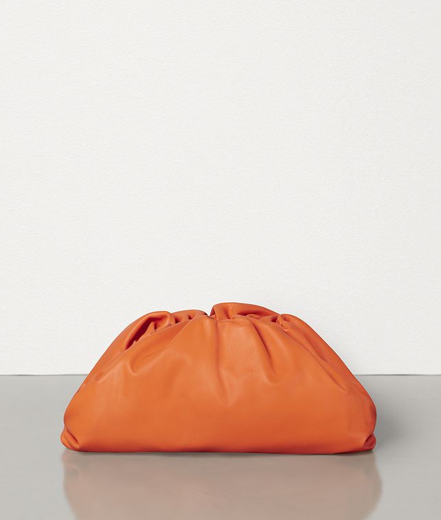 BOTTEGA VENETA THE POUCH IN CALFSKIN Clutch Woman fp