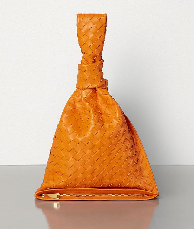 BOTTEGA VENETA BV TWIST IN INTRECCIATO NAPPA Clutch Woman fp