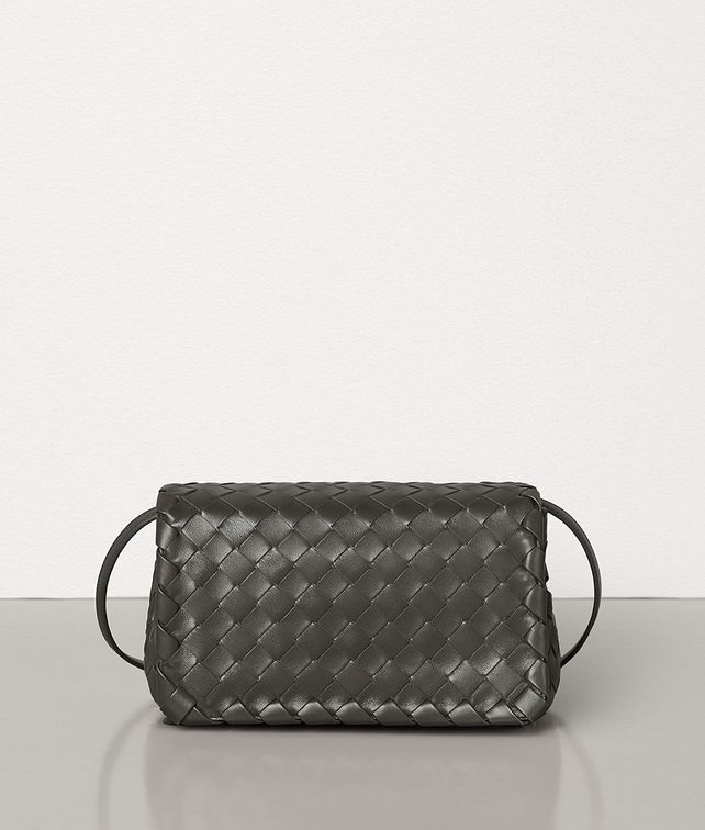 BOTTEGA VENETA SHOULDER BAG IN INTRECCIATO NAPPA Shoulder Bag Woman fp