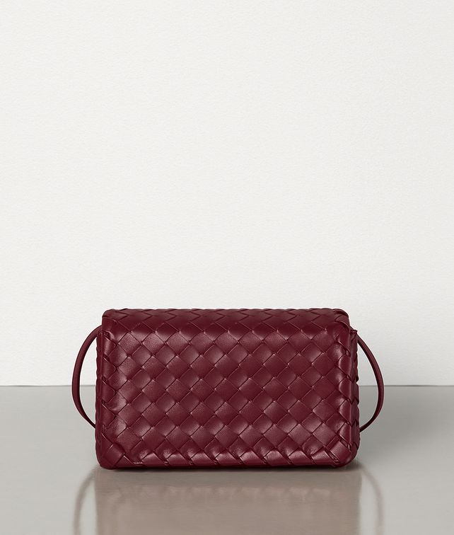 BOTTEGA VENETA SHOULDER BAG IN INTRECCIATO NAPPA Shoulder Bag Woman fp
