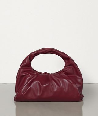 THE SHOULDER POUCH IN CALFSKIN THE SHOULDER POUCH IN CALFSKIN
