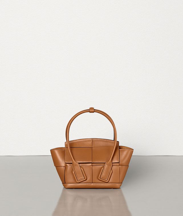 BOTTEGA VENETA ARCO 29 IN FRENCH CALFSKIN Top Handle Bag Woman fp