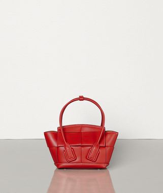 ARCO 29 IN FRENCH CALFSKIN ARCO 29 IN FRENCH CALFSKIN