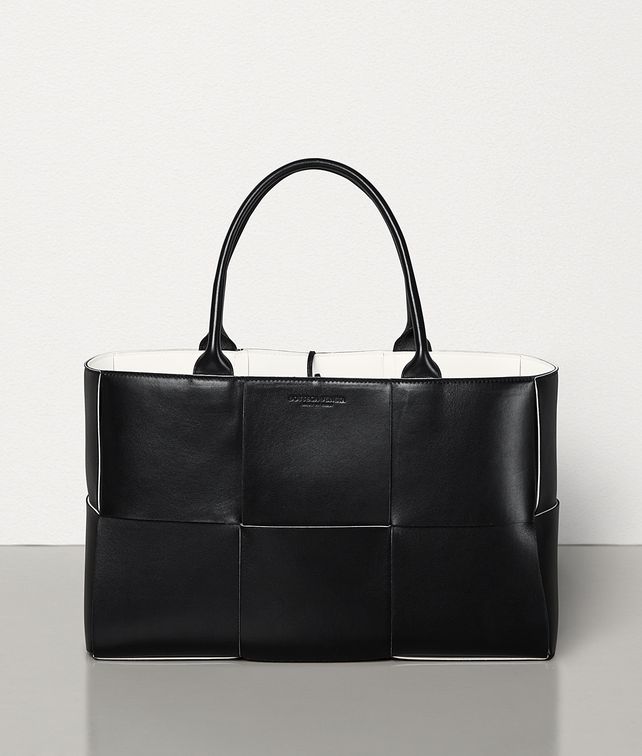 BOTTEGA VENETA ARCO TOTE IN MAXI INTRECCIO Tote Bag Woman fp