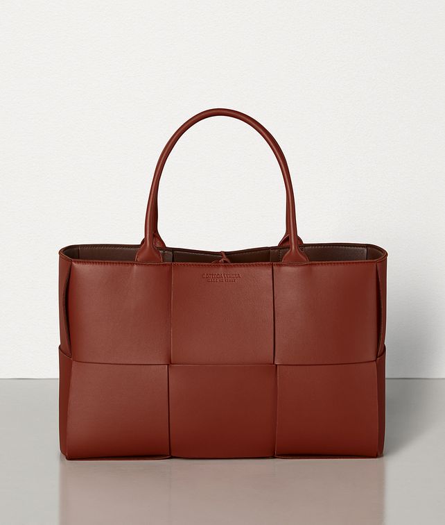 BOTTEGA VENETA ARCO TOTE Tote Bag Woman fp