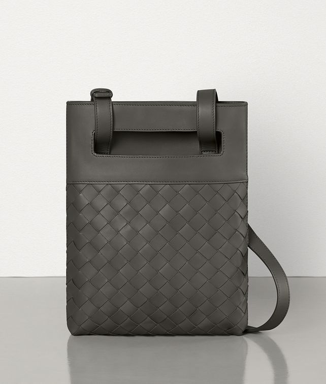 BOTTEGA VENETA MESSENGER BAG IN INTRECCIATO VN Messenger Bag Man fp