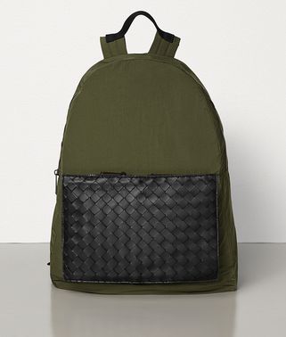 MEDIUM BACKPACK IN LIGHT PAPER NYLON MEDIUM BACKPACK IN LIGHT PAPER NYLON