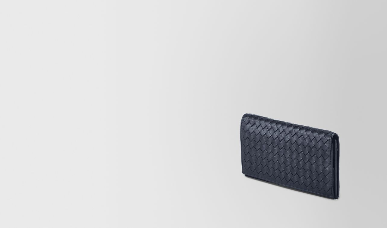 continental wallet in light tourmaline intrecciato vn landing