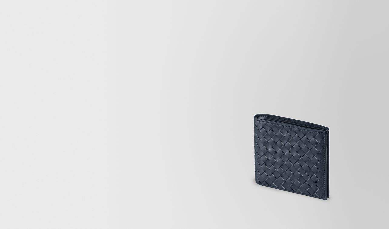 bi-fold wallet in light tourmaline intrecciato vn landing