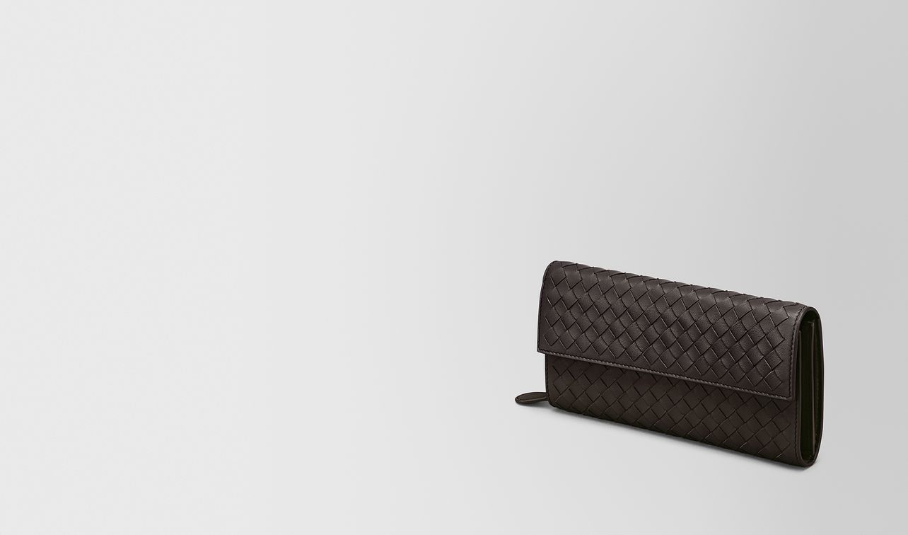 portefeuille continental en intrecciato nappa espresso landing