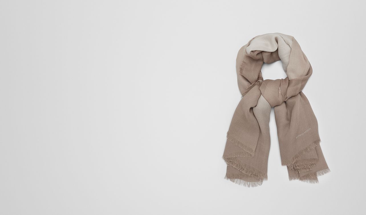 pearl wool scarf landing
