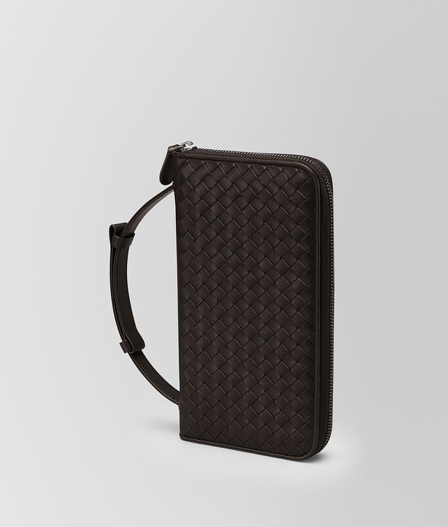 BOTTEGA VENETA DOCUMENT CASE IN ESPRESSO INTRECCIATO VN Pouch E fp