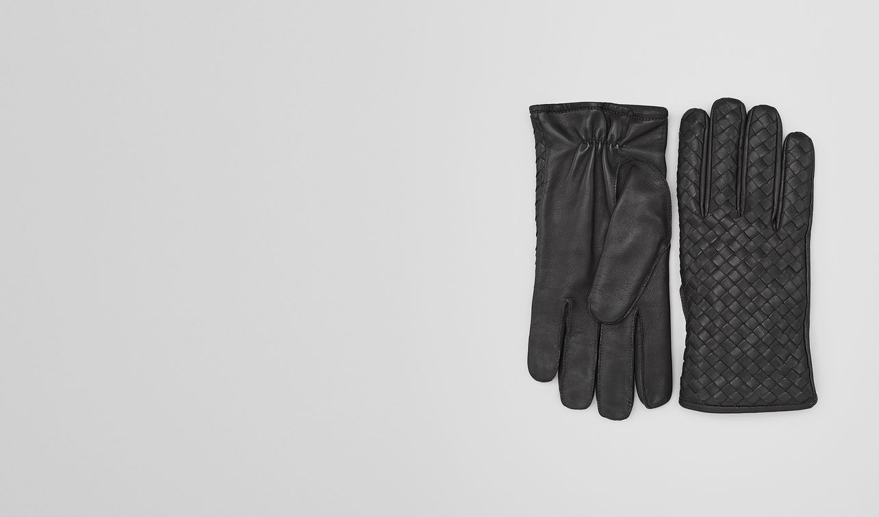 gloves in dark ardoise nappa landing