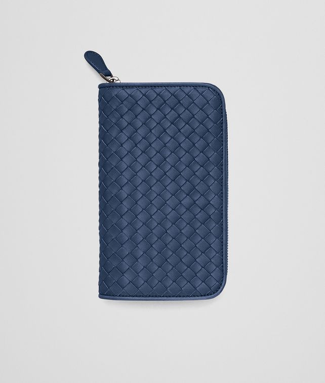 BOTTEGA VENETA ZIP AROUND WALLET IN PACIFIC INTRECCIATO NAPPA Large Wallet Woman fp