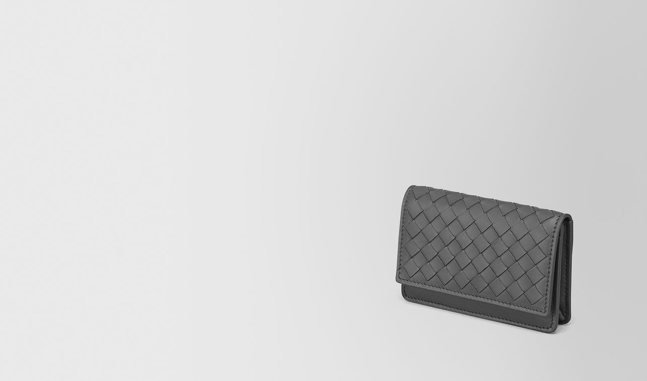 card case in new light grey intrecciato nappa landing