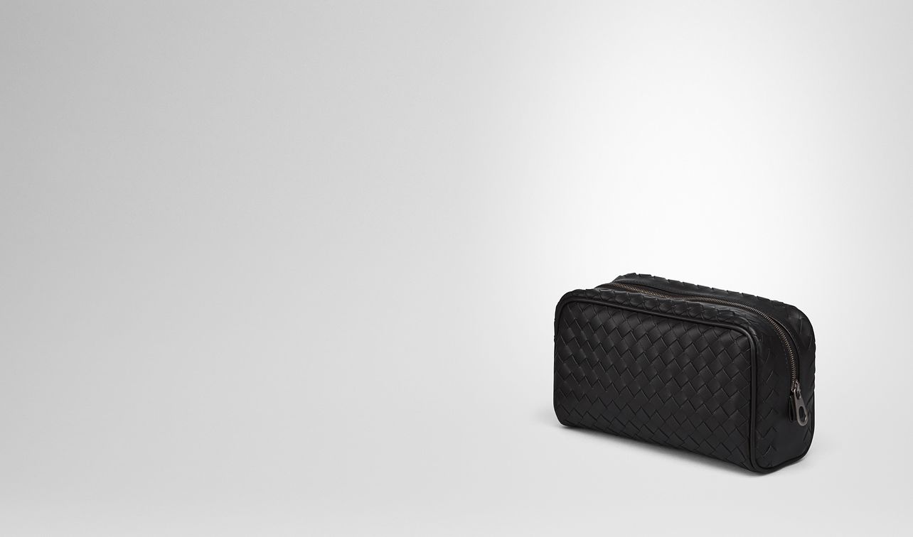 toiletry case in nero intrecciato vn landing