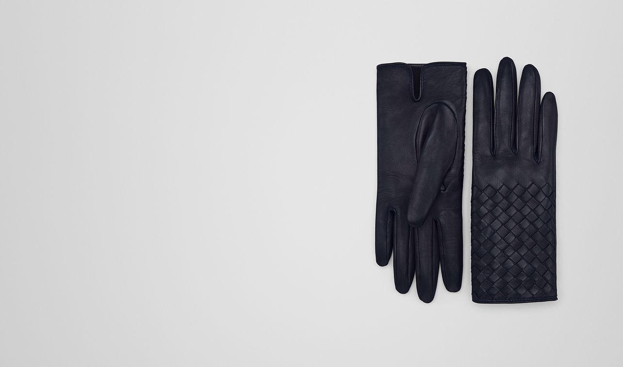 glove in dark navy nappa, intreccio details landing
