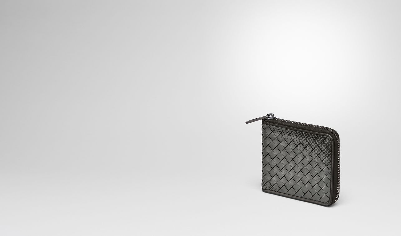 nero intrecciato nappa zip-around wallet landing