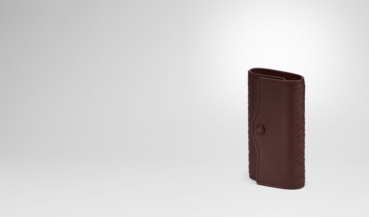 dark barolo intrecciato nappa key case landing