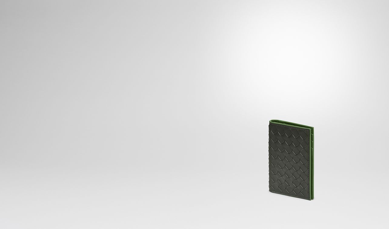 dark moss intrecciato card case landing