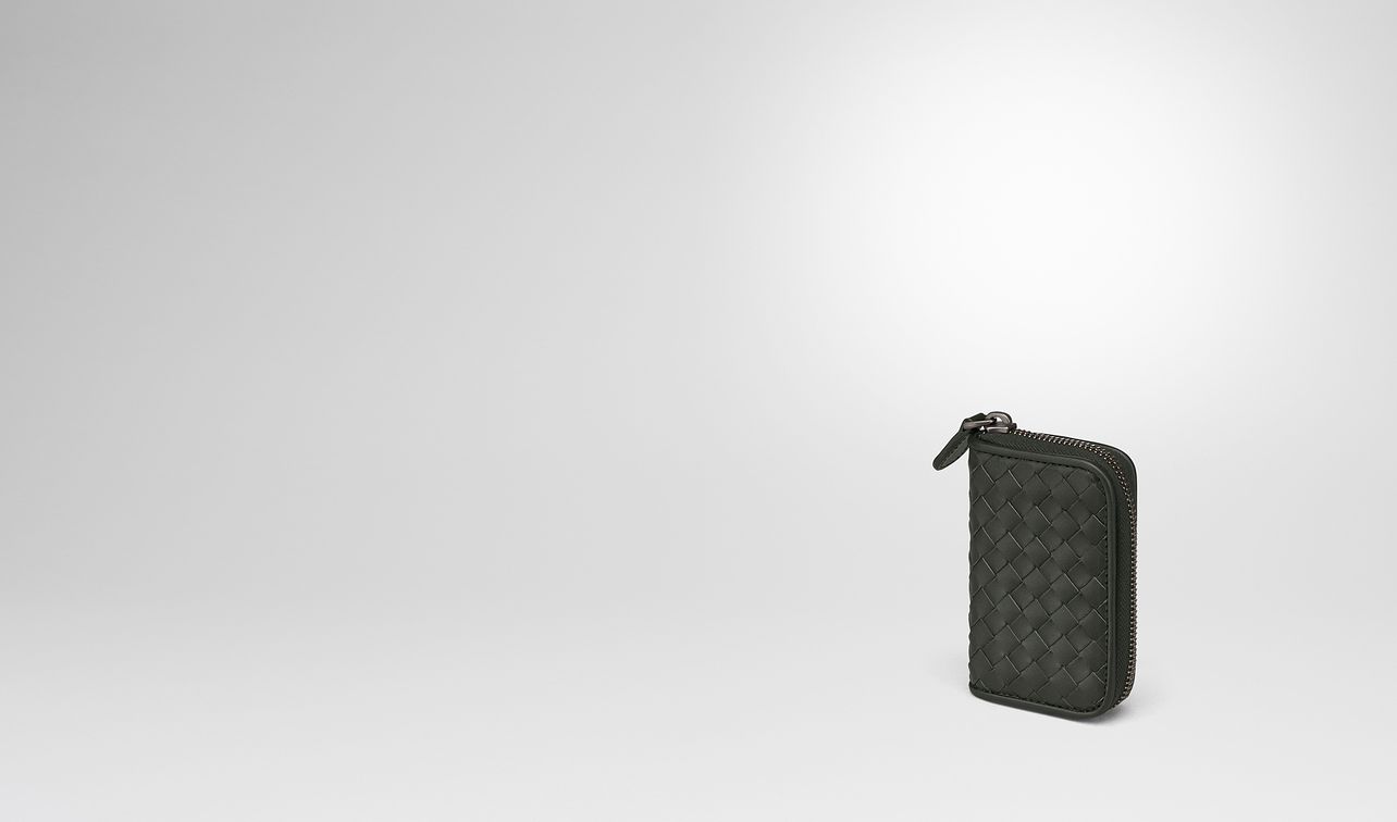 dark moss intrecciato coin purse landing
