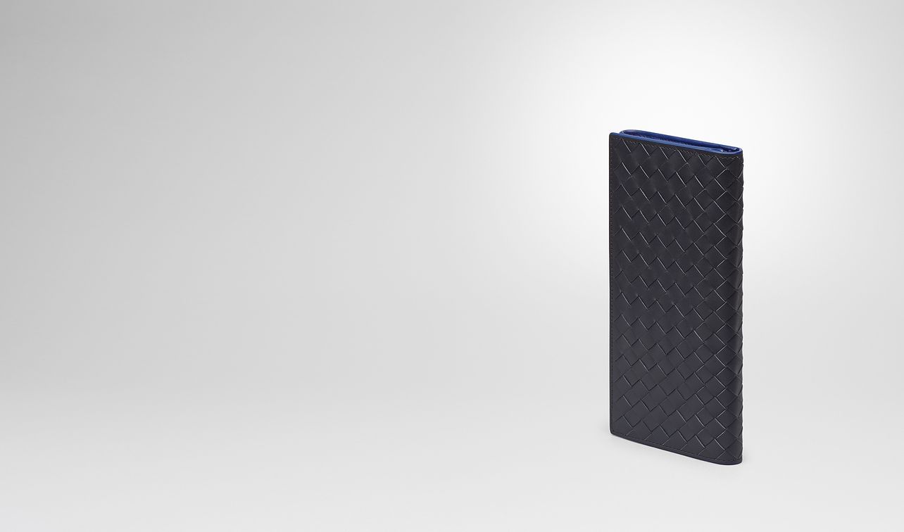 light tourmaline intrecciato continental wallet landing