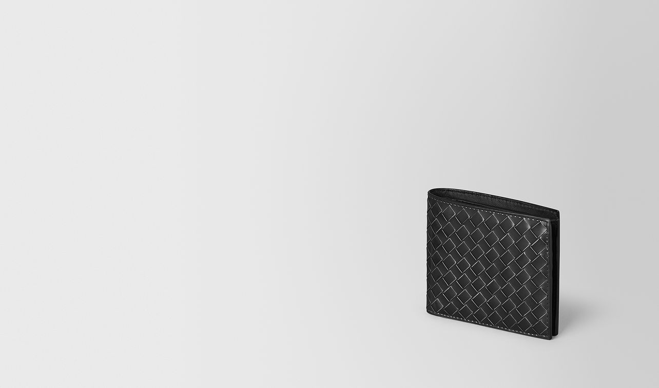 billfold in metal brush landing