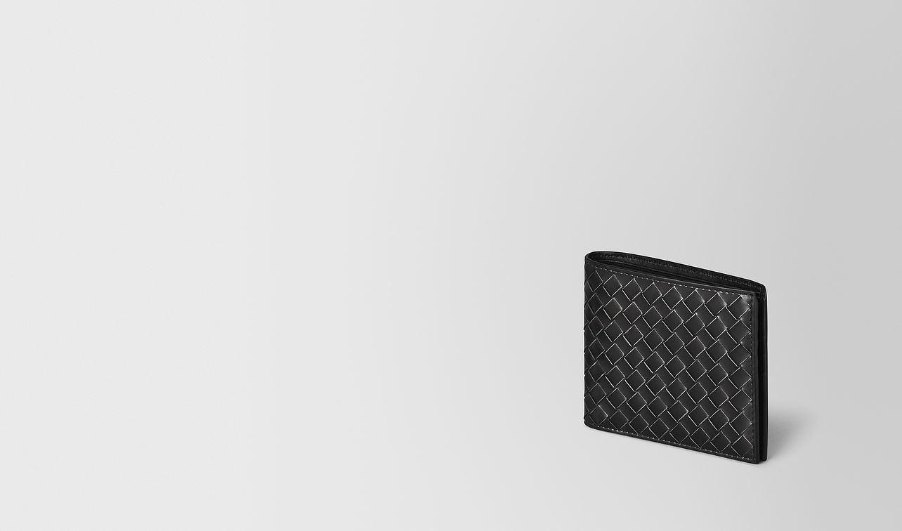 billfold in metal brush landing