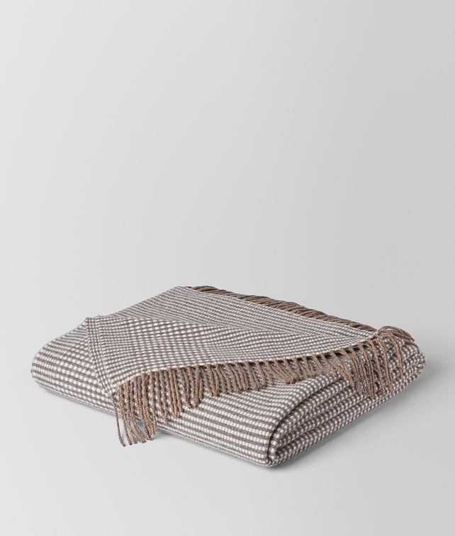 BOTTEGA VENETA ANTHRACITE BEIGE CASHMERE SOFT CHECK BLANKET
BLANKET E fp