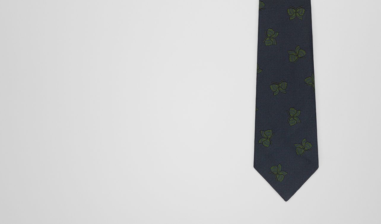 loden/dark green silk tie landing