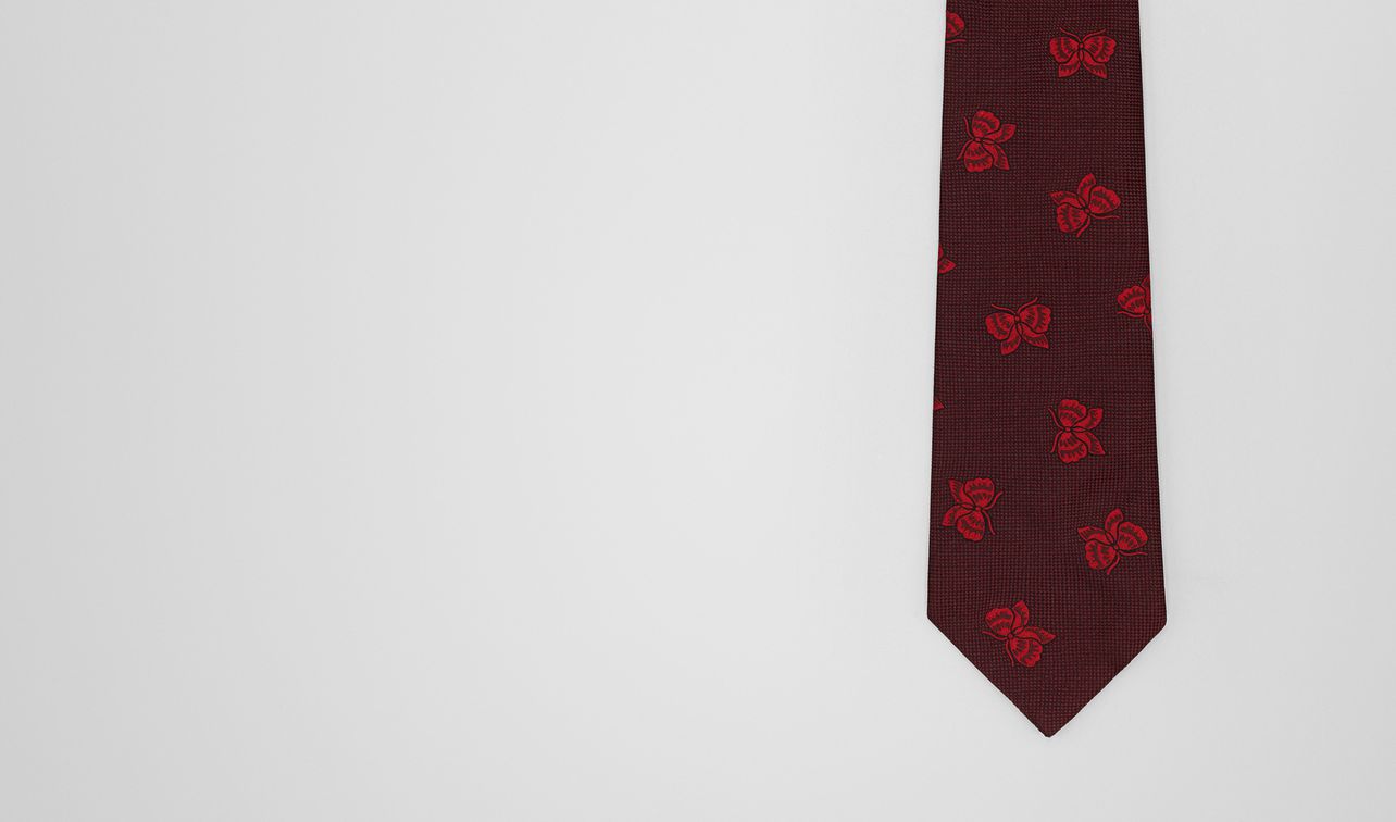 amaranth/red silk tie landing