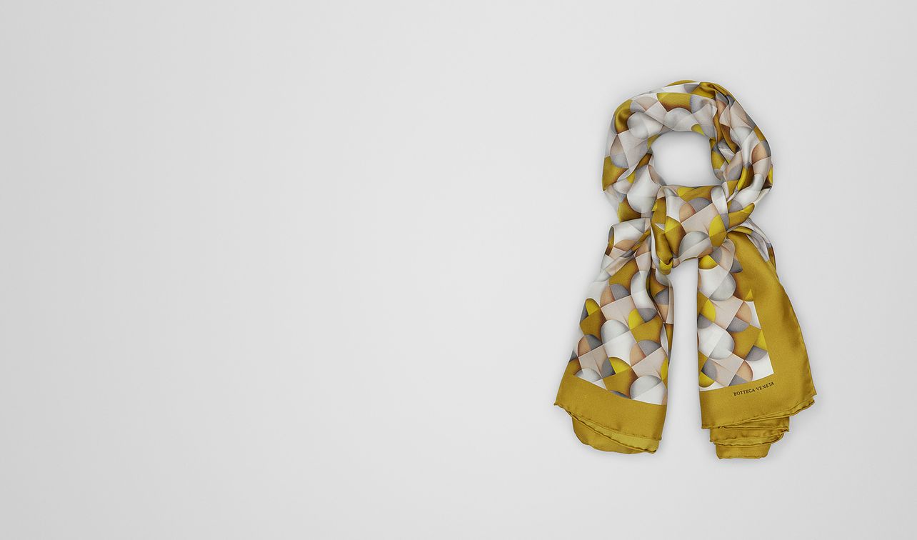 green silk foulard landing